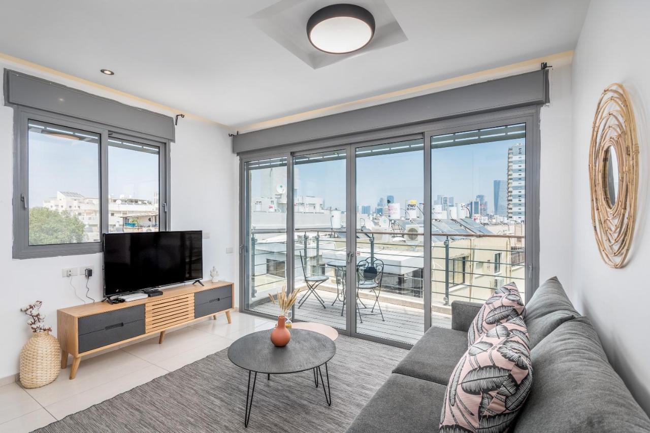 Superb 1,5 Bdr W Balcony Close To The Beach เทลอาวีฟ ภายนอก รูปภาพ