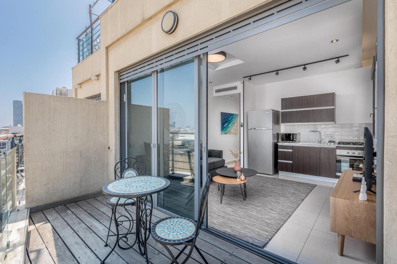 Superb 1,5 Bdr W Balcony Close To The Beach เทลอาวีฟ ภายนอก รูปภาพ